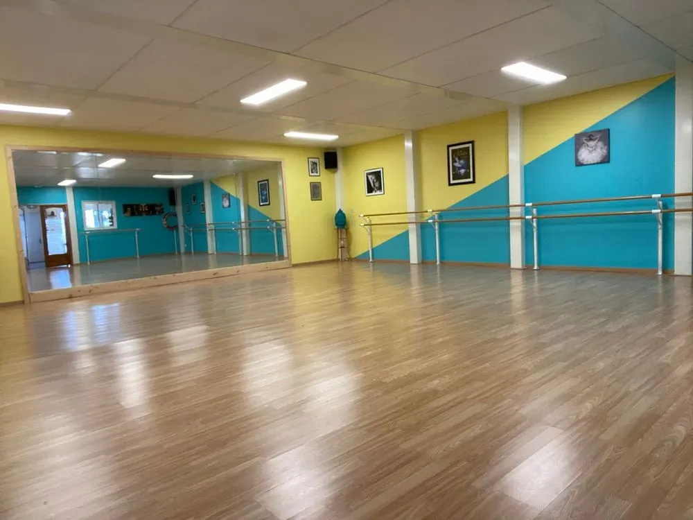 Une salle de danse de 80m2